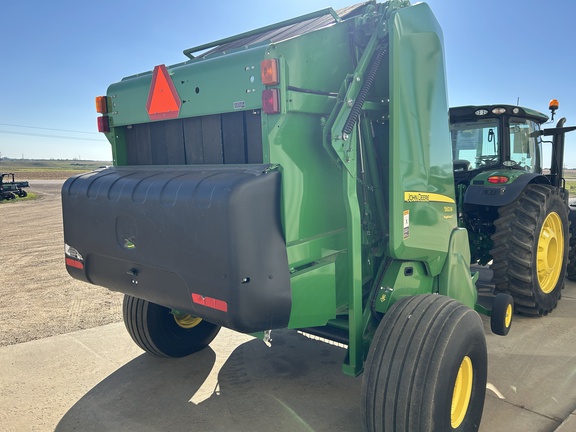 2019 John Deere 560M Precutter Baler/Round