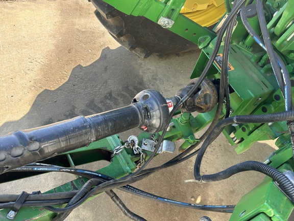 2019 John Deere 560M Precutter Baler/Round