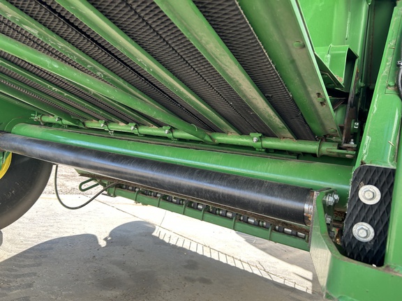 2019 John Deere 560M Precutter Baler/Round