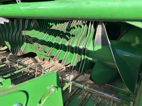 2019 John Deere 560M Precutter Baler/Round