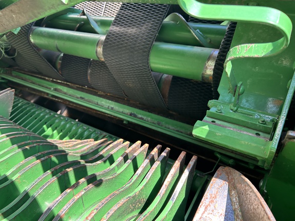 2019 John Deere 560M Precutter Baler/Round