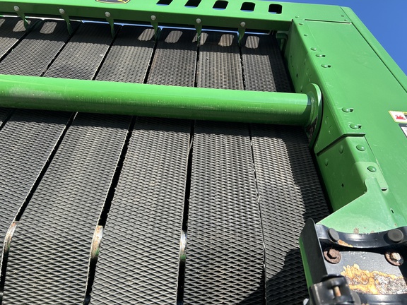 2019 John Deere 560M Precutter Baler/Round