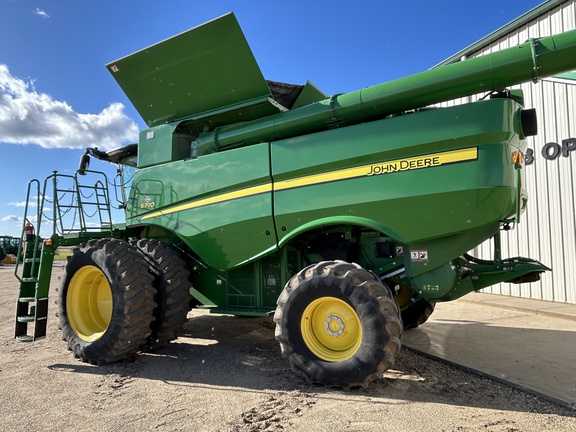 2021 John Deere S770 Combine