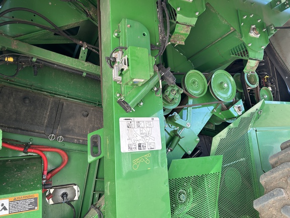 2021 John Deere S770 Combine