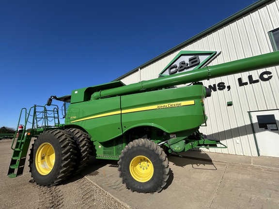 2021 John Deere S770 Combine