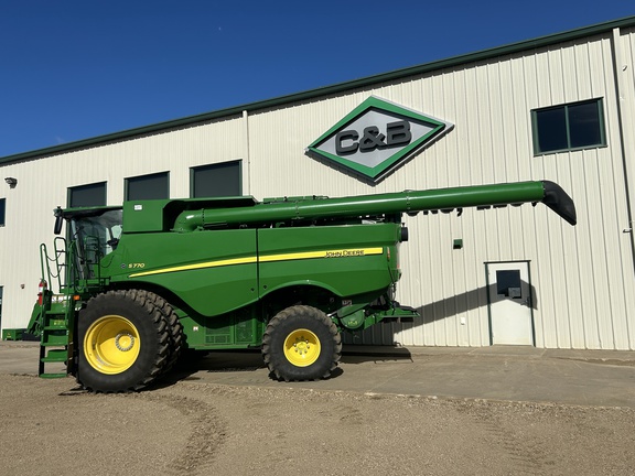 2021 John Deere S770 Combine