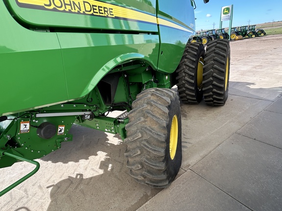 2021 John Deere S770 Combine