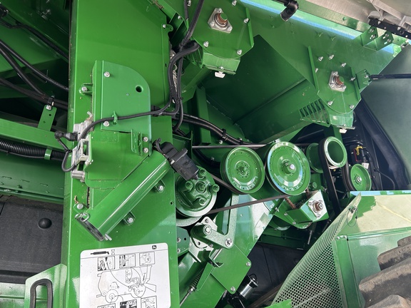 2021 John Deere S770 Combine