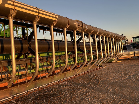 2010 John Deere 635F Header Combine