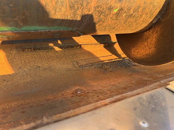 2010 John Deere 635F Header Combine