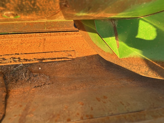 2010 John Deere 635F Header Combine