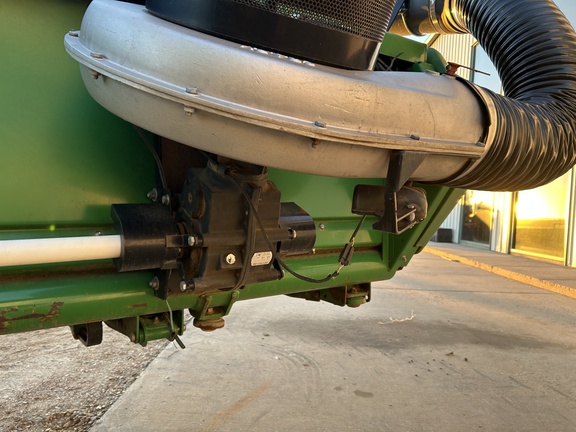 2010 John Deere 635F Header Combine