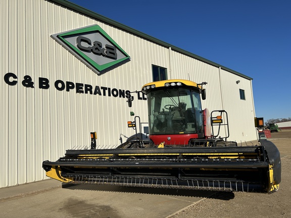 2019 New Holland Speedrower 160 Windrower