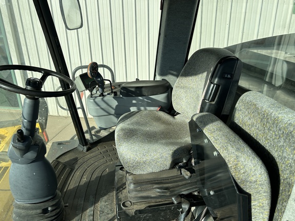 2019 New Holland Speedrower 160 Windrower