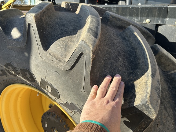 2019 New Holland Speedrower 160 Windrower