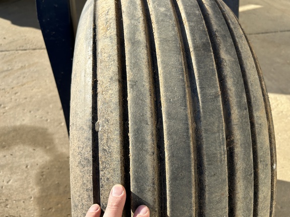 2019 New Holland Speedrower 160 Windrower