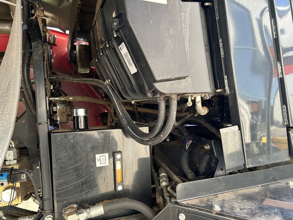 2019 New Holland Speedrower 160 Windrower