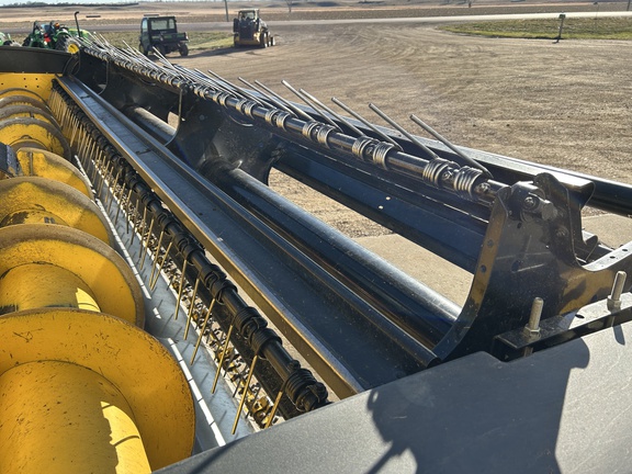 2019 New Holland Speedrower 160 Windrower