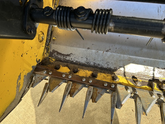 2019 New Holland Speedrower 160 Windrower