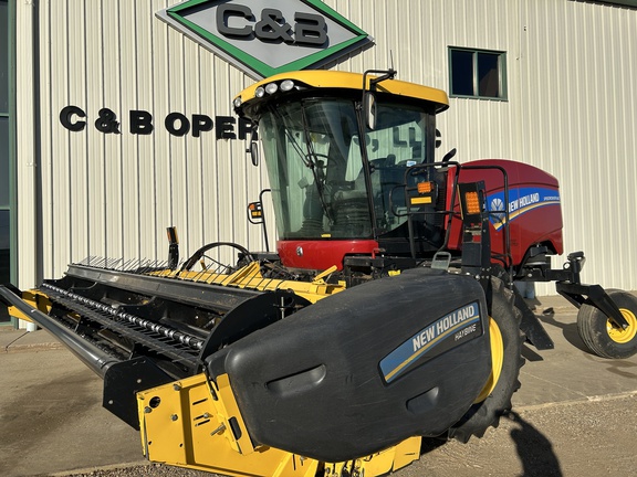 2019 New Holland Speedrower 160 Windrower
