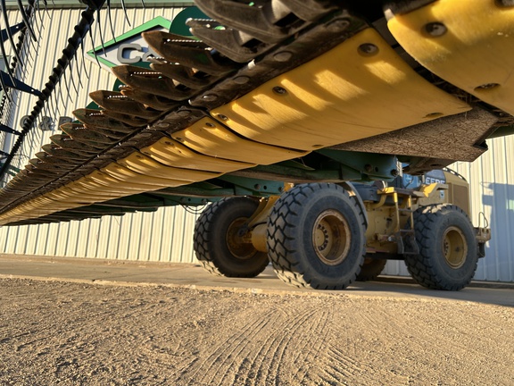 2010 John Deere 630F Header Combine
