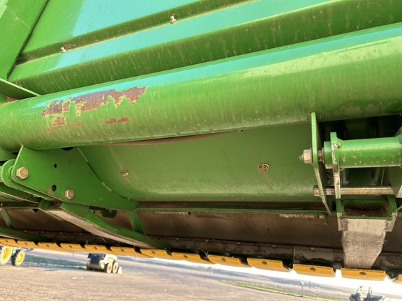 2010 John Deere 630F Header Combine