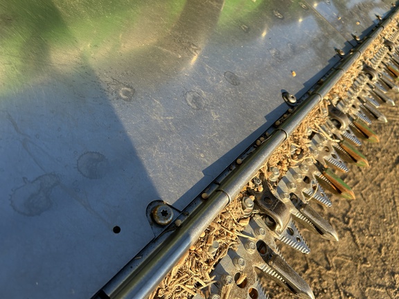 2010 John Deere 630F Header Combine