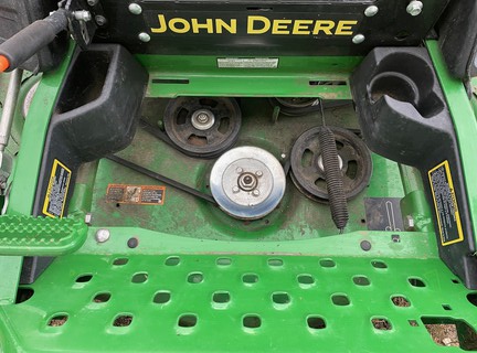 2018 John Deere Z915E Mower/Zero Turn