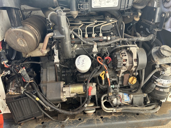 2016 Bobcat T650 Compact Track Loader