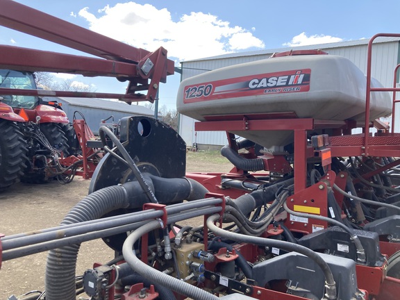 2010 Case IH 1250 Planter