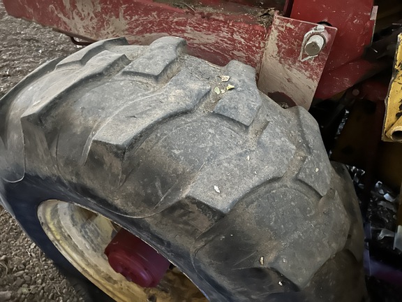 2001 New Holland HW320 Windrower