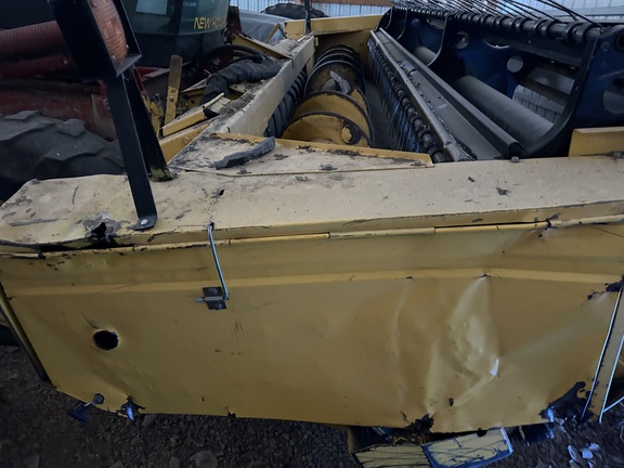 2001 New Holland HW320 Windrower