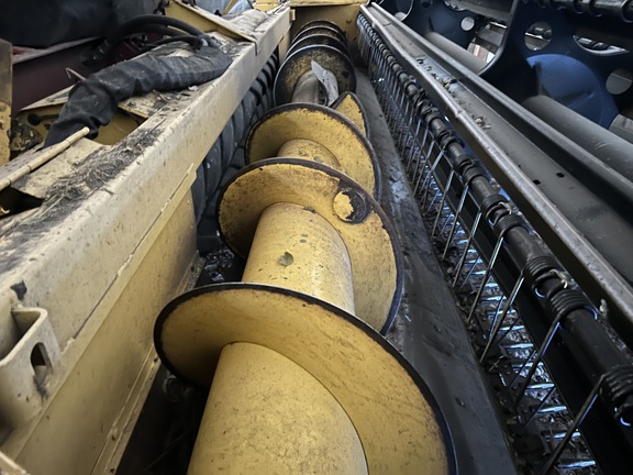 2001 New Holland HW320 Windrower