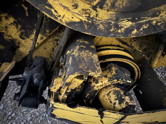 2001 New Holland HW320 Windrower