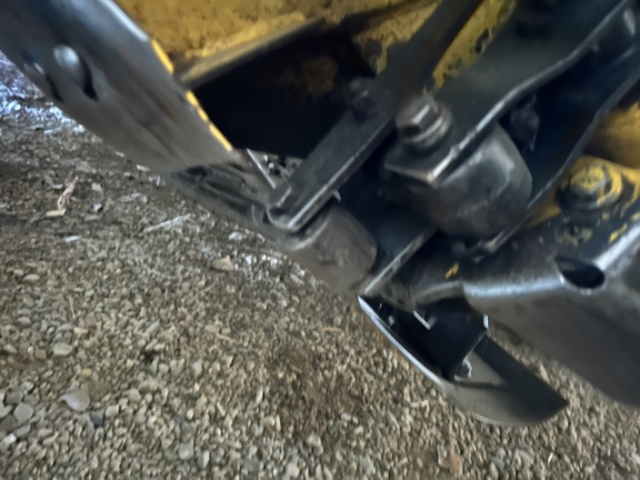 2001 New Holland HW320 Windrower