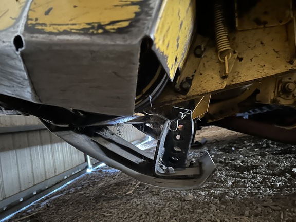 2001 New Holland HW320 Windrower