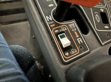 2001 New Holland HW320 Windrower