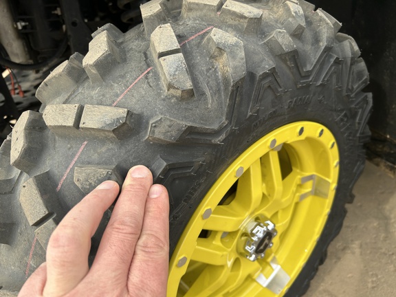 2023 John Deere XUV 835R ATV