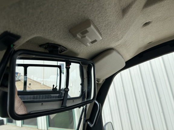 2023 John Deere XUV 835R ATV