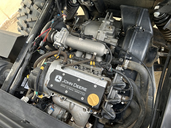 2023 John Deere XUV 835R ATV