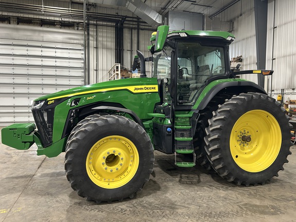 2021 John Deere 8R 340 Tractor