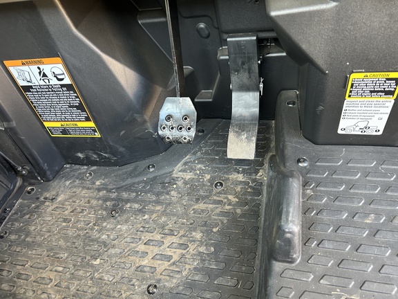 2024 John Deere XUV 835R ATV