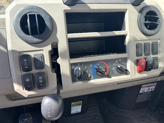 2024 John Deere XUV 835R ATV