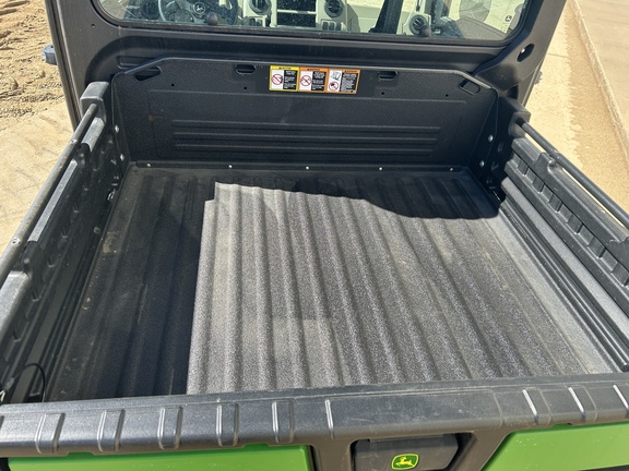 2024 John Deere XUV 835R ATV