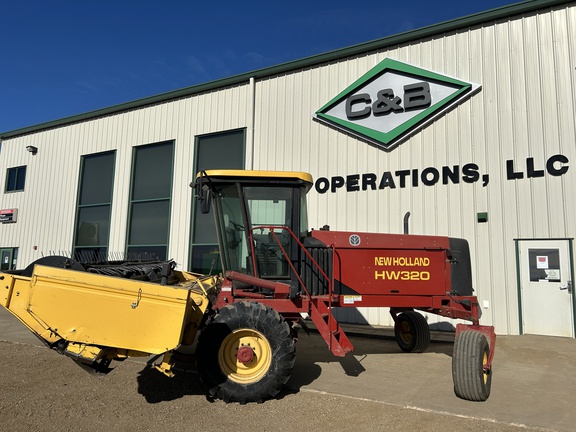 2001 New Holland HW320 Windrower