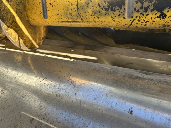 2001 New Holland HW320 Windrower