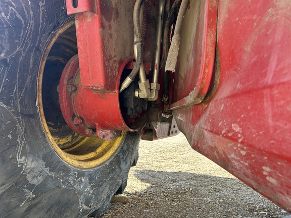 2001 New Holland HW320 Windrower