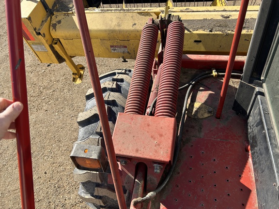 2001 New Holland HW320 Windrower