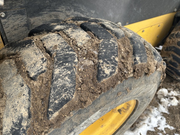 2013 New Holland L230 Skid Steer Loader