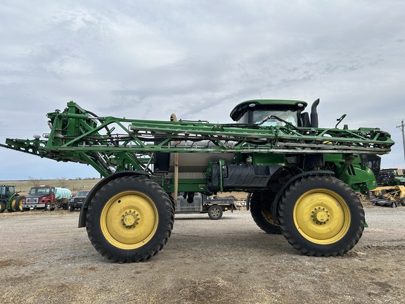 2018 John Deere R4038 Sprayer/High Clearance